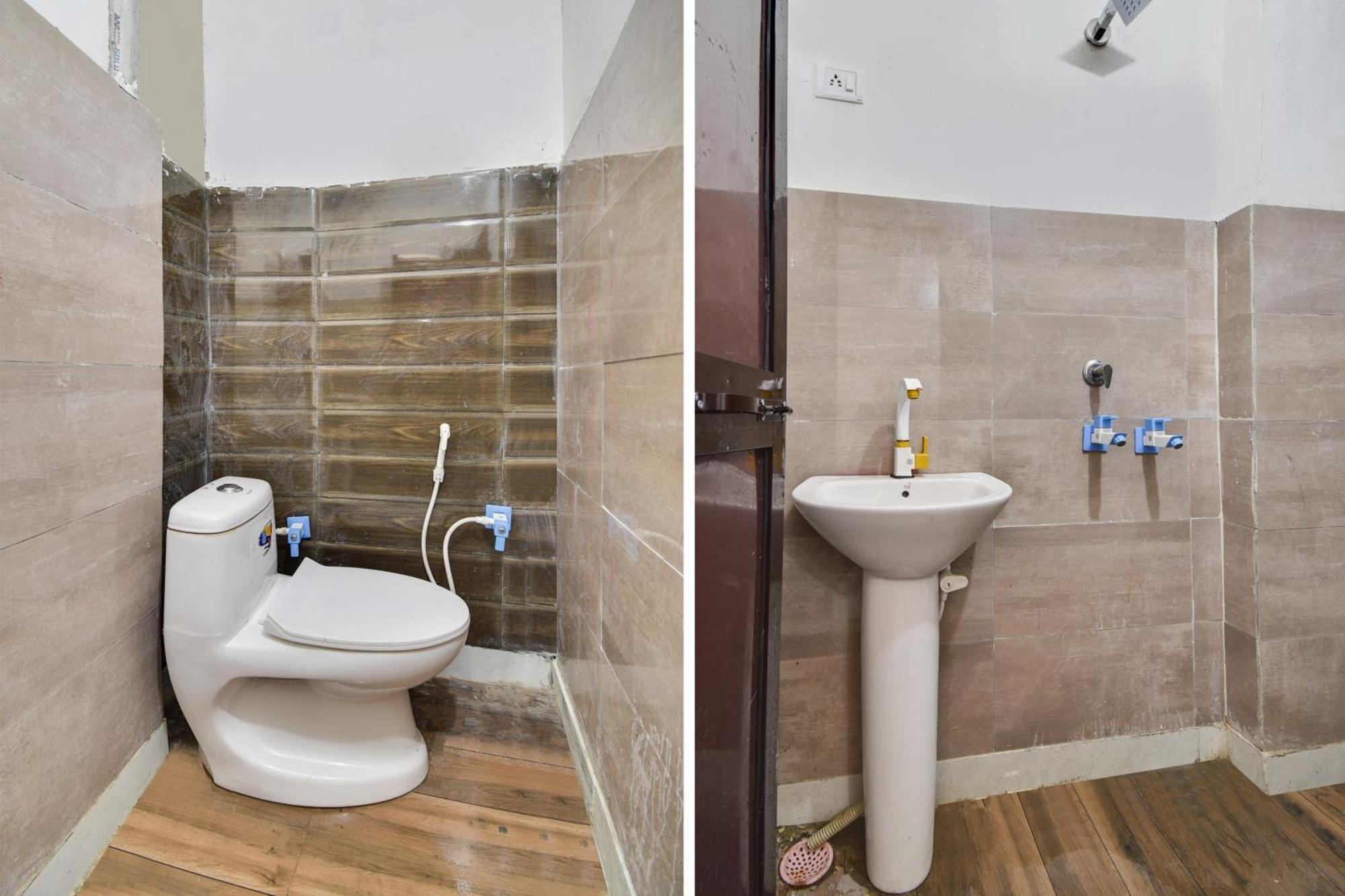 Hotel O Golden King Guest House Nuova Delhi Esterno foto